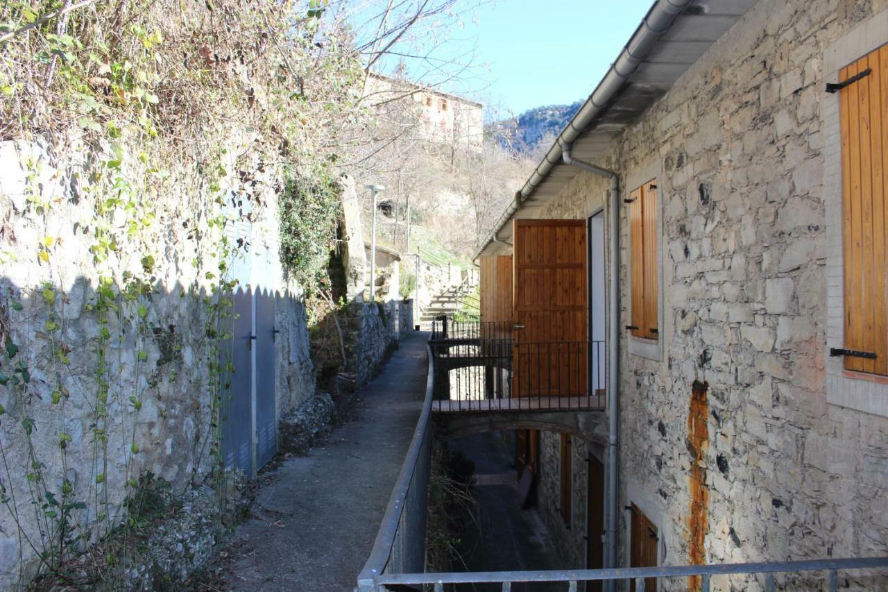 Duplex Para 6 En Cercs, Berga - A 30 Mins Del Pedraforca Сант-Корнели-де-Серкс Экстерьер фото